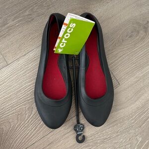 NWT Crocs Lina Flats Size 9